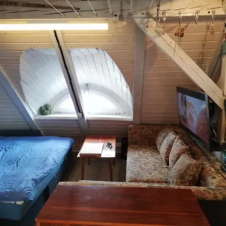 V Pietro Apartment *