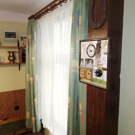 V Pietro 아파트 *